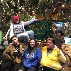 Meet your Posher, Julie